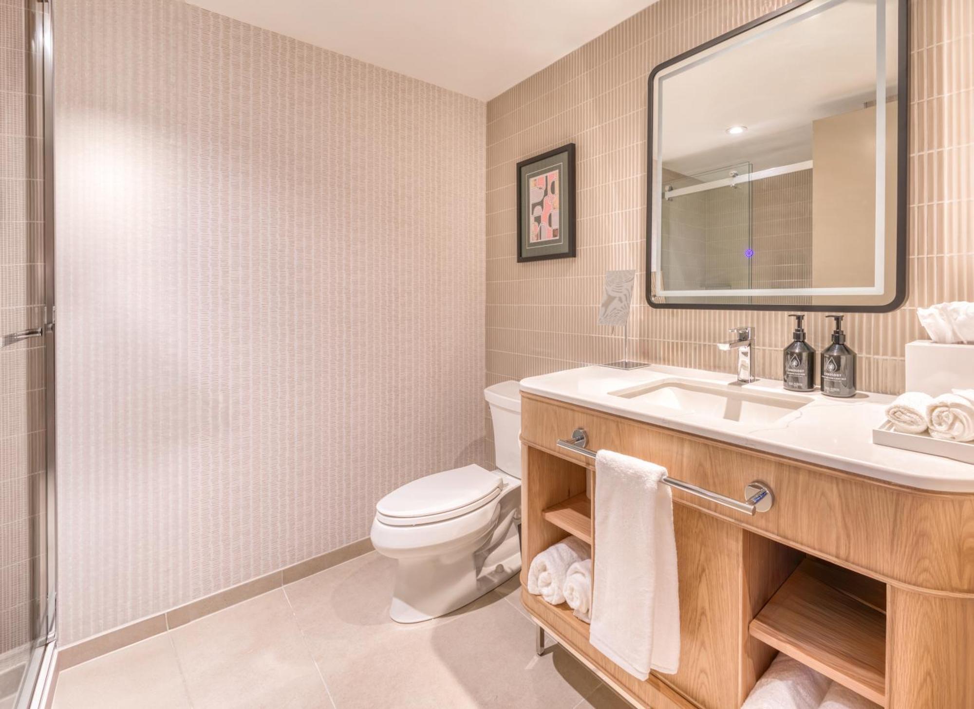 Toor Hotel Toronto, Part Of Jdv By Hyatt Bagian luar foto